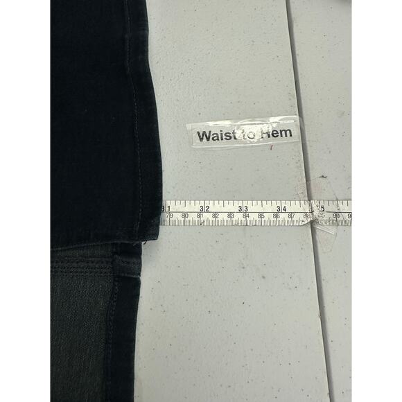 Canyon Retreat Womens Denim Skirt Size 14 Modest Fit Minimalist Western - Picture 6 of 7